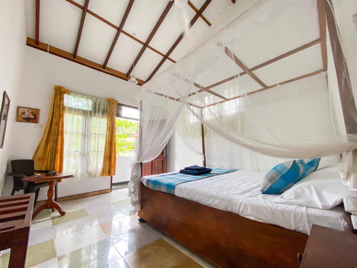 Westeros House & Hub Unawatuna Extérieur photo