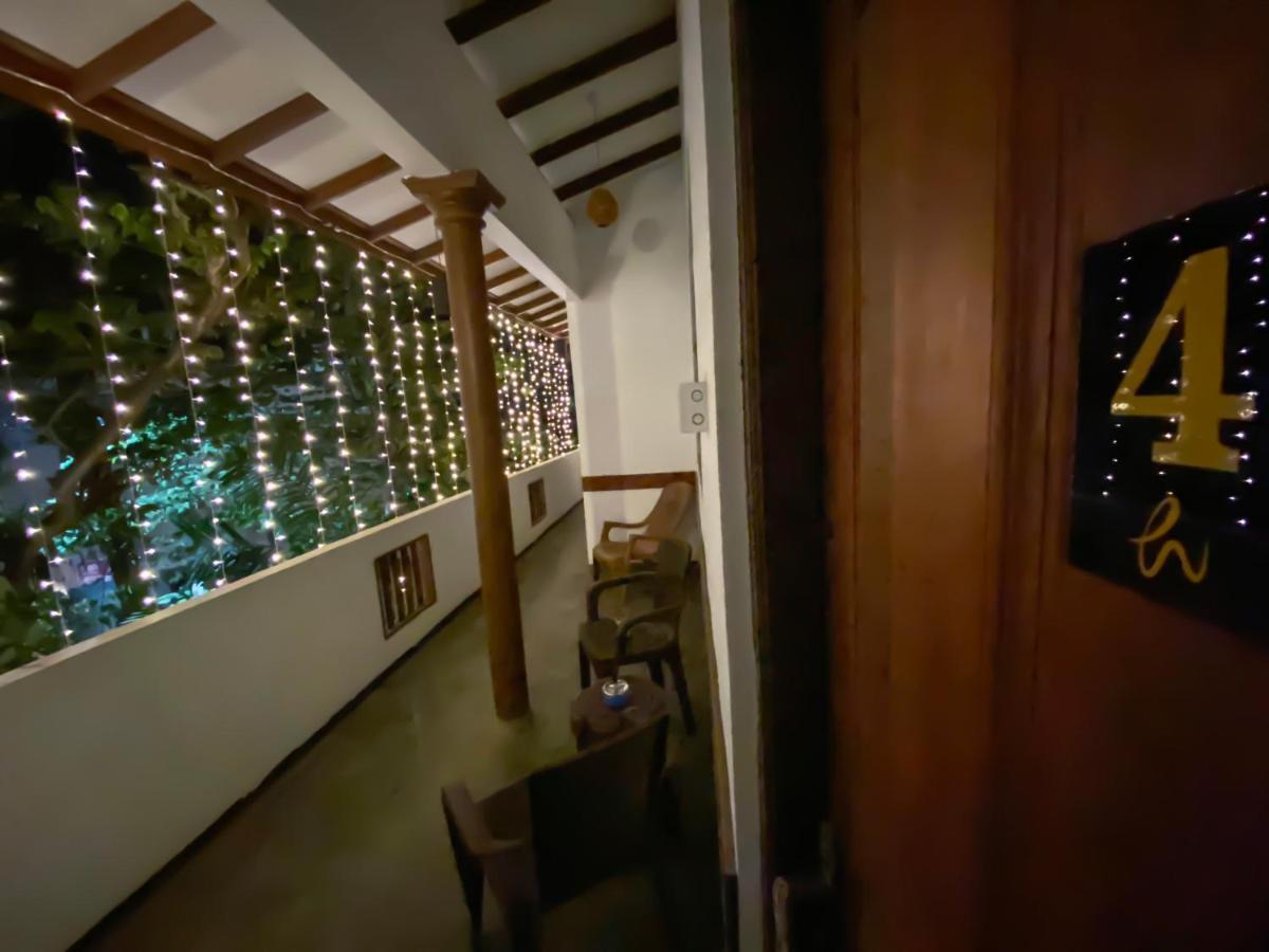 Westeros House & Hub Unawatuna Extérieur photo
